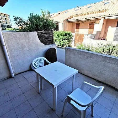 Résidence Grande Bleue - T1 Cab Mezz 6 Couchages Port Mae-7111 Villa